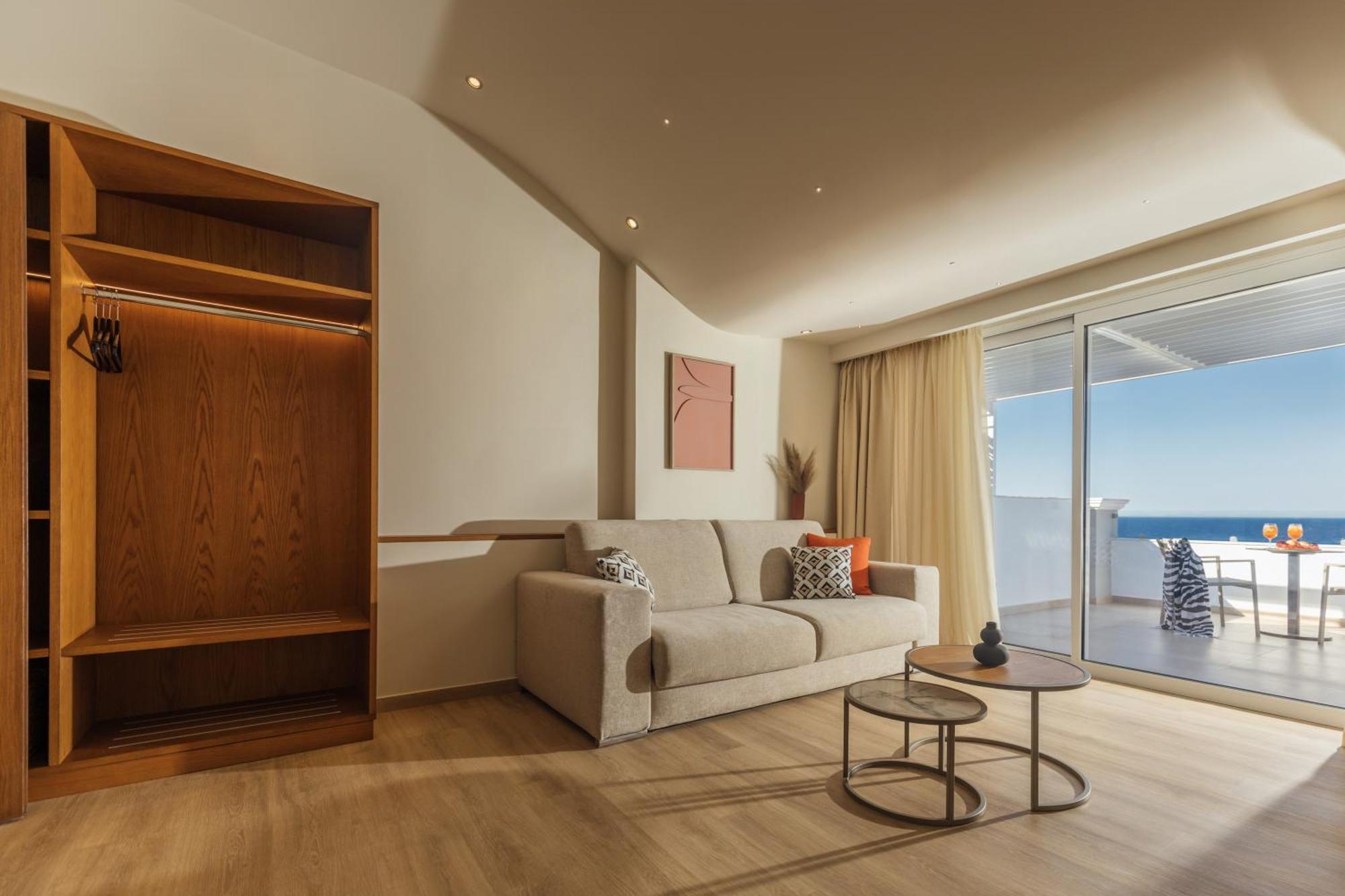 Alexandra Beach Resort & Spa 蒂锡利维 外观 照片