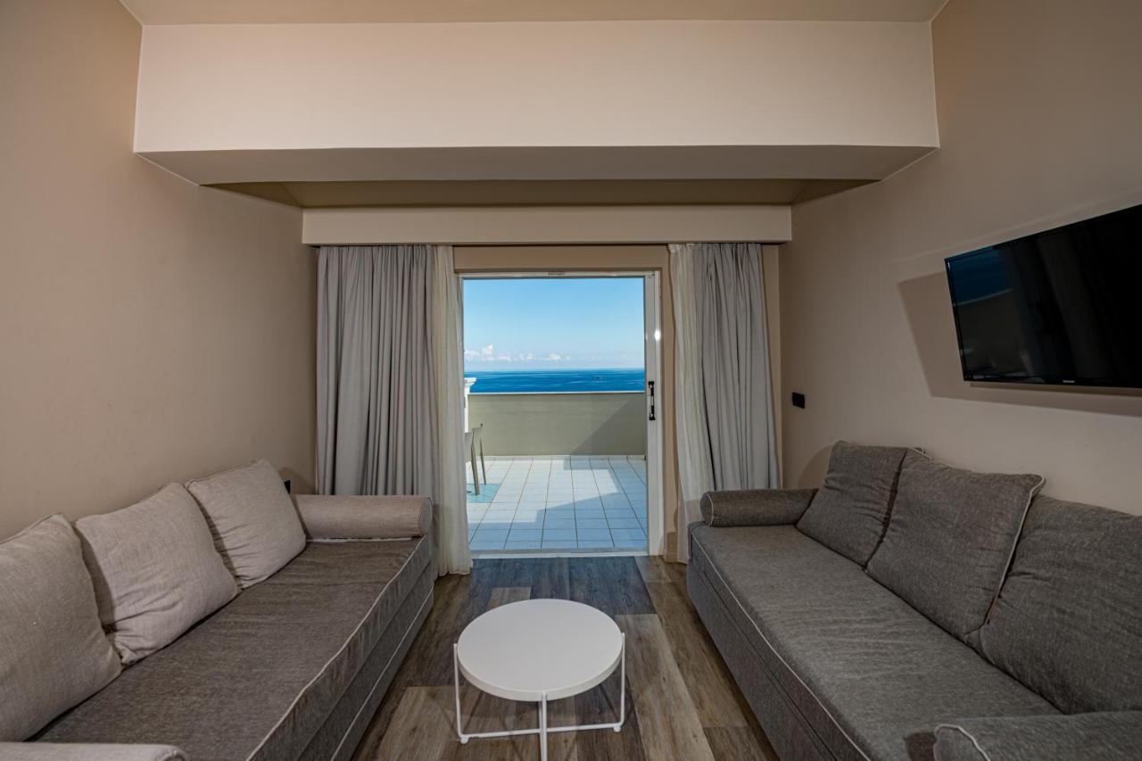 Alexandra Beach Resort & Spa 蒂锡利维 外观 照片